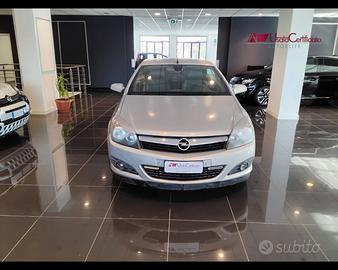 OPEL Astra TwinTop 1.6 16V Twinport Cosmo U10155