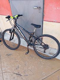 bicicletta MTB 