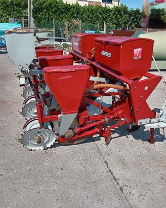 SEMINATRICE DI PRECISIONE