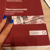 Libri università Economia