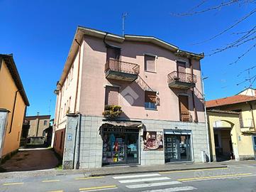 PALAZZINA A ROBECCO SUL NAVIGLIO