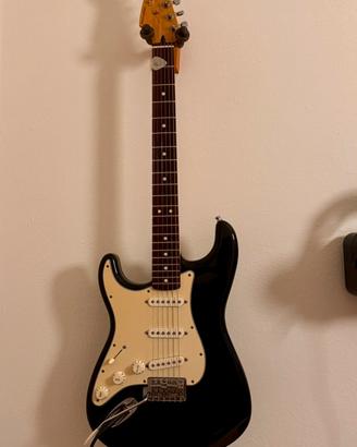CHITARRA MANCINA FENDER STRATOCASTER