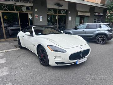MASERATI GranCabrio 4.7 V8-Full Optional