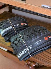 Copertoni Maxxis Shorty Gen 2 29x2.40 EXO Tubeless