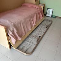 Cameretta a ponte con due letti