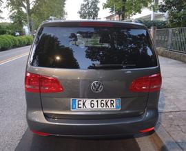 Volkswagen touran 2011