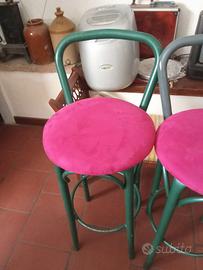 Tavoli e sgabelli