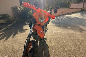 Derbi senda 124 - 4T