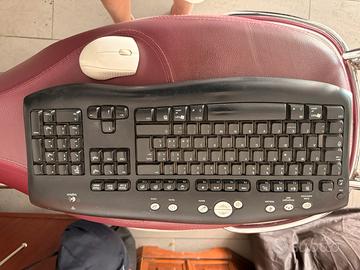 Tastiera Logitech + mouse HP wireless