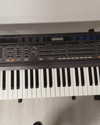 Tastiera sintetizzatore Roland e20 