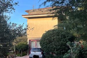 Villa bifamiliare a Pedara