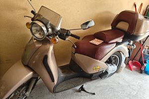 Aprilia Scarabeo 150 