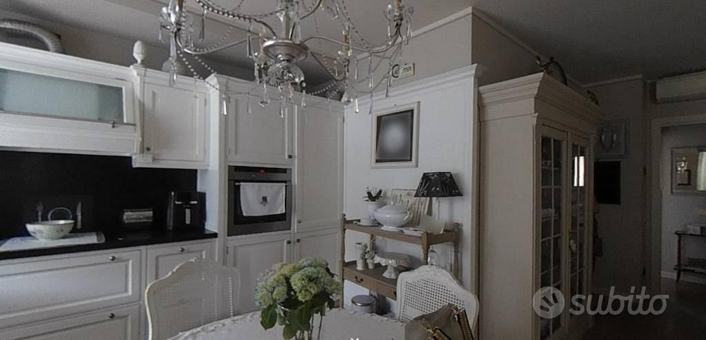 Immobile in asta di 97 m² con 3 locali e box auto - Vista 4