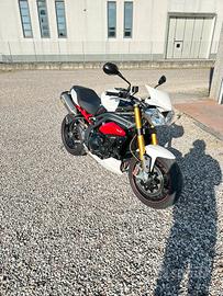 Triumph speed triple 1050 R ohlins arrow