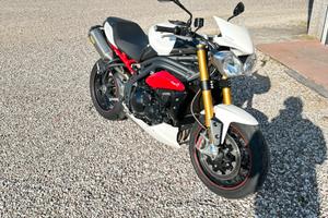 Triumph speed triple 1050 R ohlins arrow