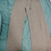 pantaloni tuta