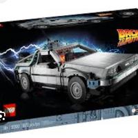 Lego 10300, delorean