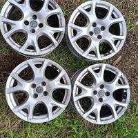 Cerchi in lega e gomme Alfa Mito