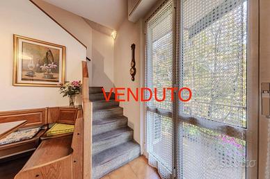 Appartamento di 116 m² con 4 locali e box auto a S