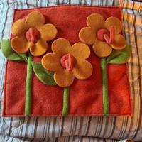 lotto 2 attaccapanni in feltro