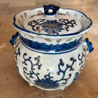 Vaso in finissima porcellana Vintage.