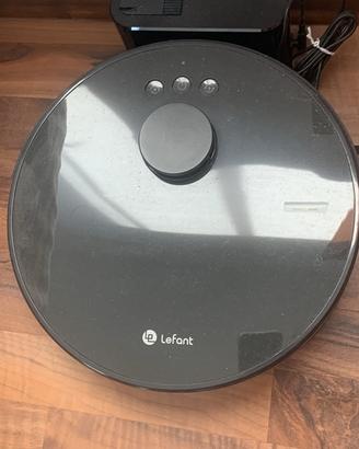 Robot lava e aspira