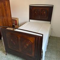 Letto vintage da una piazza e mezza