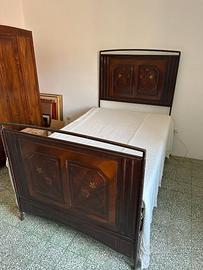 Letto vintage da una piazza e mezza