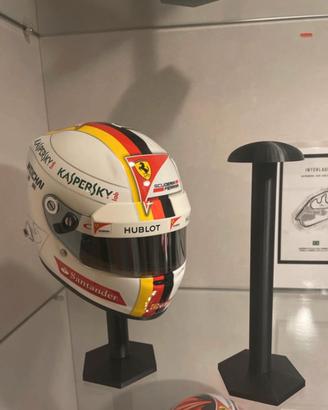 Supporti per mini caschi 1/2