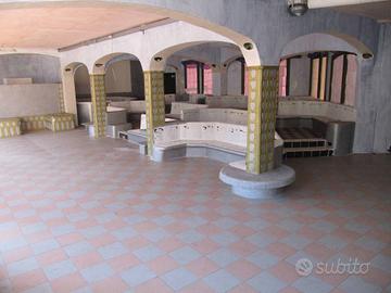 Immobile di 2100 m² con 3 locali a Arzachena