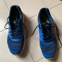 Scarpe taglia 49