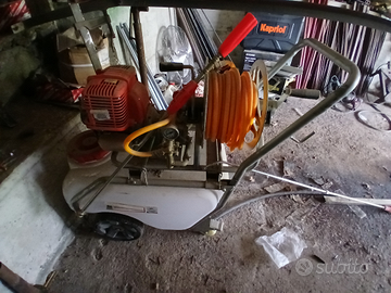 Pompa da medicare a motore a scoppio