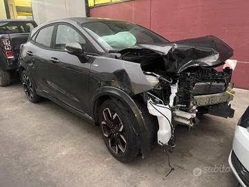 FORD PUMA 1.0 BENZINA 2023 DEMOLITA PER RICAMBI