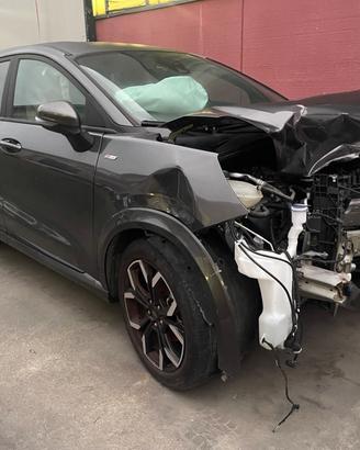 FORD PUMA 1.0 BENZINA 2023 DEMOLITA PER RICAMBI