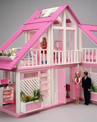 Barbie Dream House anno 1989 arredata