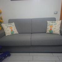 Divano 2 posti grigio