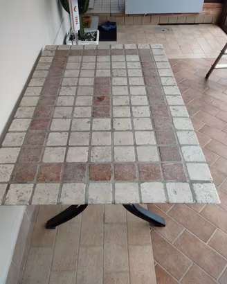 Tavolo da giardino  in travertino