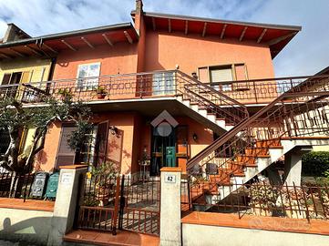 CASA SEMINDIPENDENTE A MONTEMURLO