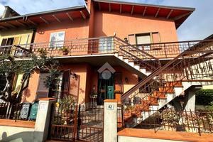 CASA SEMINDIPENDENTE A MONTEMURLO