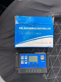 Regolatore di carica per pannelli solari