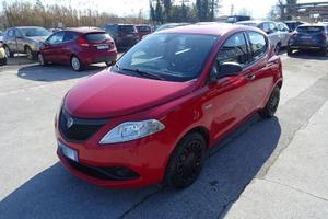 Lancia Ypsilon 1.0 FireFly 70cv S&S Hybrid SILVER