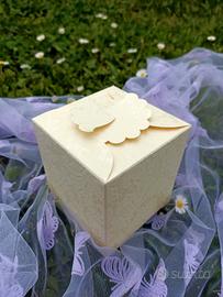 33 scatole per bomboniere h9x8x8 cm
