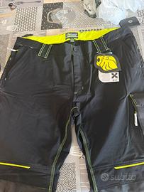 Pantaloni U-Power modello Atom