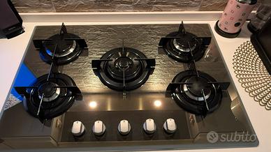 Piano cottura 5 fuochi