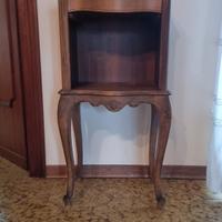 Mobiletto porta lampada