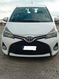 Toyota Yaris YRARIS D