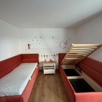 Letti singoli artigianali  foderati in velluto