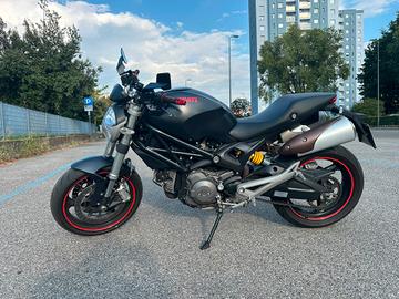Ducati Monster 696 plus- 80 cavalli-  58, 8 KW