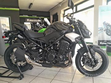 Kawasaki Z900 -Z900