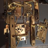 8 maniglie complete per porte interne 